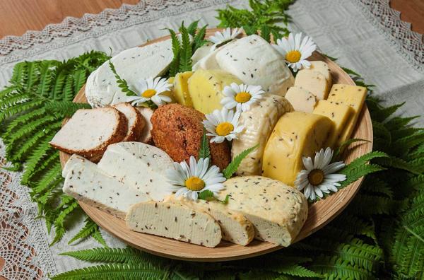 Jāņu siers – all about the beloved cheese
